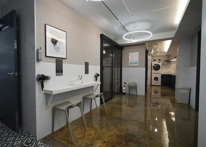 Apartamento 1-floor 3min Hongdae-st 4br 2bath Free Storage *