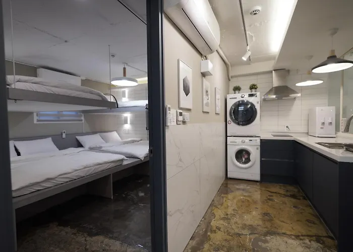Apartamento 1-floor 3min Hongdae-st 4br 2bath Free Storage *