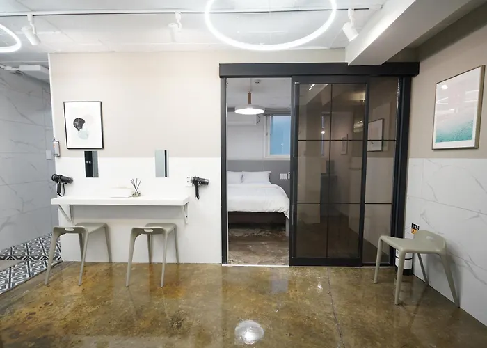 Apartamento 1-floor 3min Hongdae-st 4br 2bath Free Storage