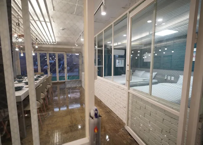 1-floor 3min Hongdae-st 4br 2bath Free Storage