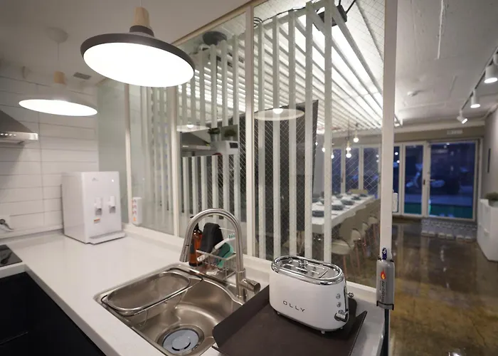 1-floor 3min Hongdae-st 4br 2bath Free Storage