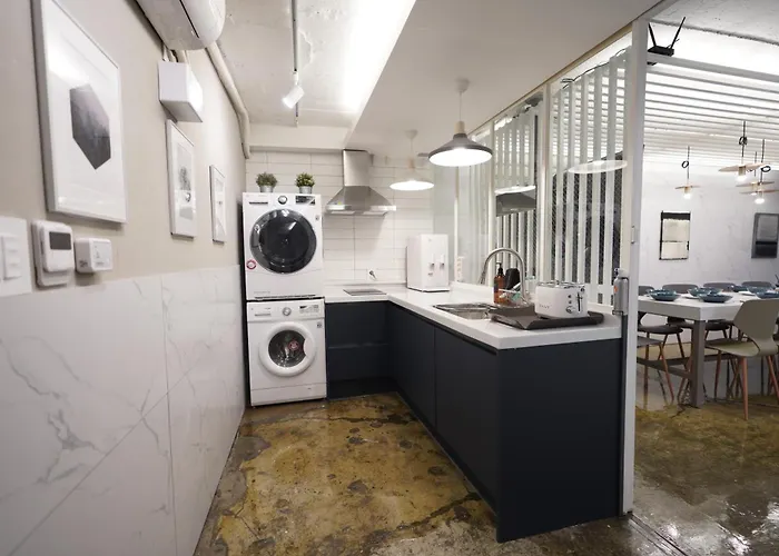 Apartamento 1-floor 3min Hongdae-st 4br 2bath Free Storage